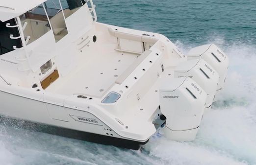 Boston Whaler 405 Conquest image