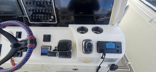 Cobia 344-CENTER-CONSOLE image