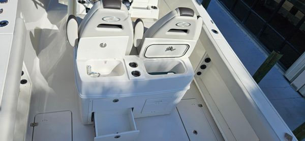 Cobia 344-CENTER-CONSOLE image