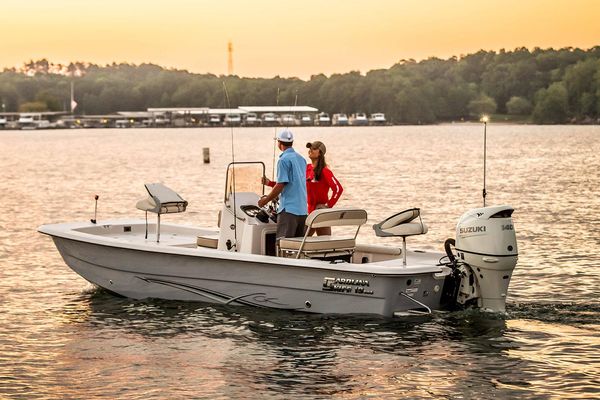 Carolina Skiff 19 SWS - main image