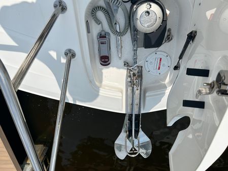 Sea Ray 320 Sundancer image