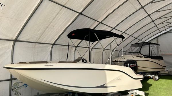 Quicksilver 475 aXess Open Boat / Cruiser 