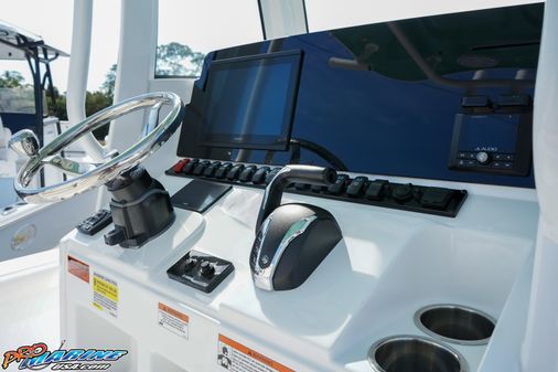 Sea Hunt BX 25 FS image