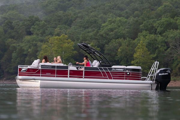 Landau Signature 2500 Cruise Sport Rear Lounge - main image