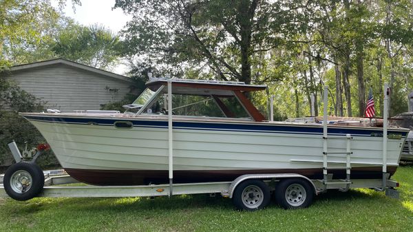 Skiff Craft Hard Top Cruiser 