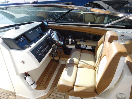 Sea Ray 350 SLX image