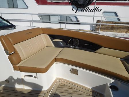 Sea Ray 350 SLX image