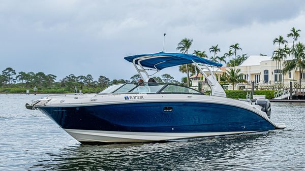 Sea Ray SDX 290 Outboard 