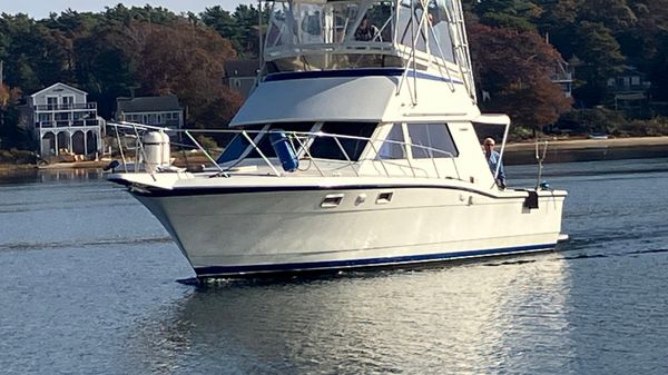 Hatteras 36 Convertible 