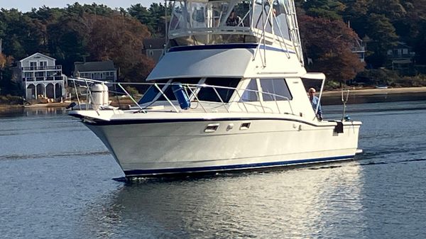 Hatteras 36 Convertible