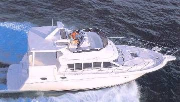 Silverton 442 Cockpit motoryacht