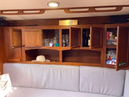 Helmsman Bosun Queen 55 image