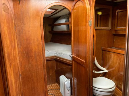 Helmsman Bosun Queen 55 image