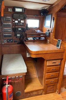 Helmsman Bosun Queen 55 image