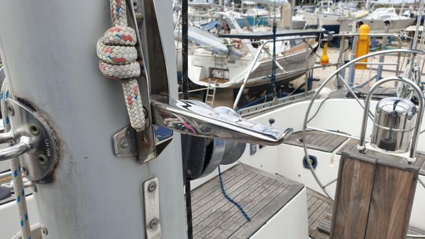 Helmsman Bosun Queen 55 image