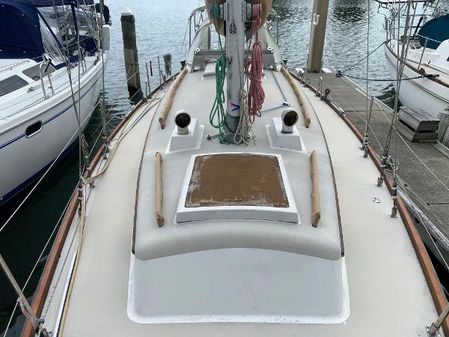 Bristol 40-CENTERBOARD-YAWL image