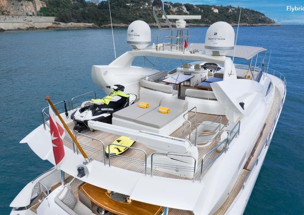 Sunseeker 90 Yacht image