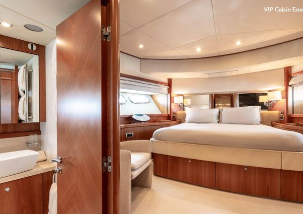 Sunseeker 90 Yacht image