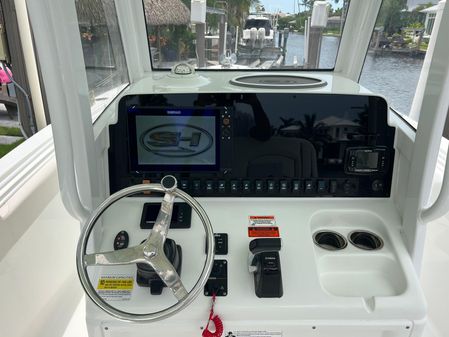 Sea Hunt Ultra 255 SE image