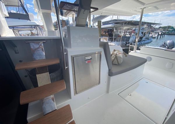 Fountaine Pajot Aura 51 image