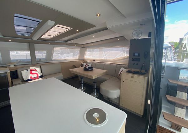 Fountaine Pajot Aura 51 image