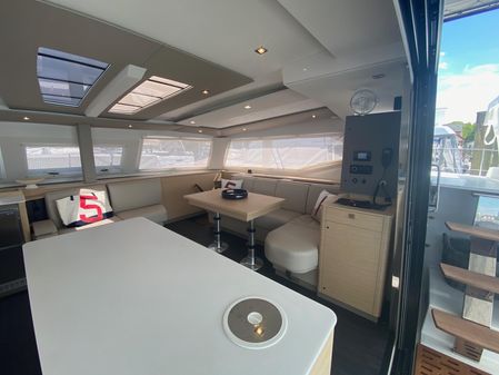 Fountaine Pajot Aura 51 image