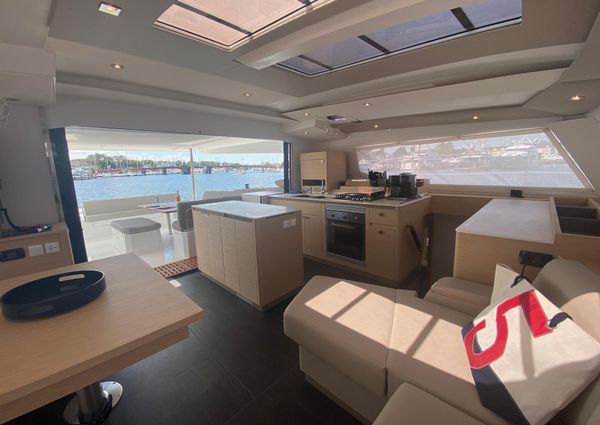 Fountaine Pajot Aura 51 image