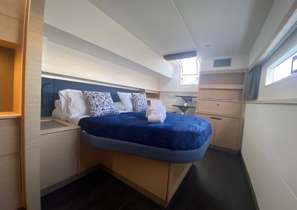 Fountaine Pajot Aura 51 image