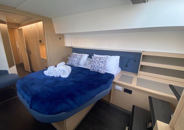 Fountaine Pajot Aura 51 image