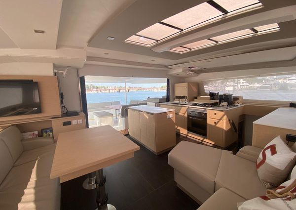 Fountaine Pajot Aura 51 image