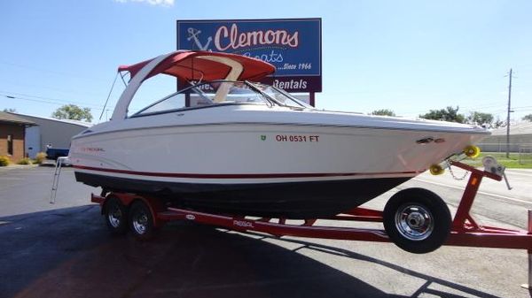 Regal 2700 Bowrider