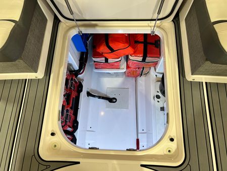 Tiara Sport 38 LS image