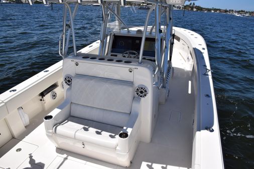 SeaVee 390Z image