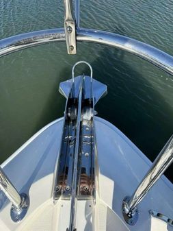 Riviera 5400 Sport Yacht Platinum Edition image