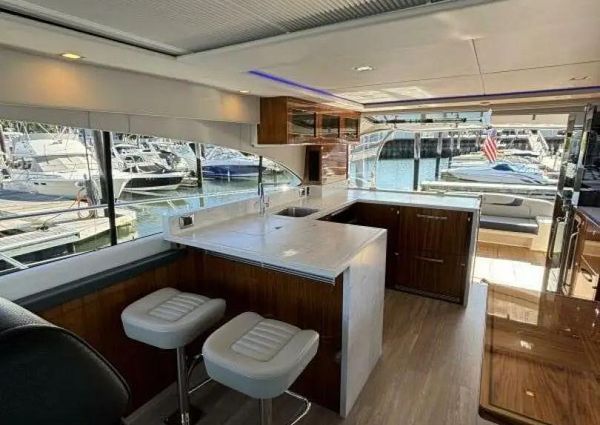 Riviera 5400 Sport Yacht Platinum Edition image