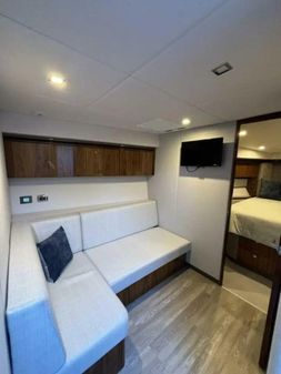 Riviera 5400 Sport Yacht Platinum Edition image