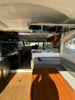 Riviera 5400 Sport Yacht Platinum Edition image