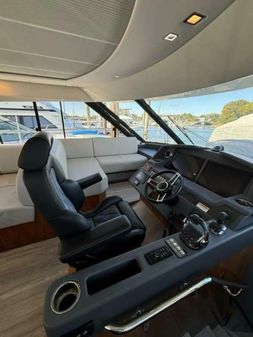 Riviera 5400 Sport Yacht Platinum Edition image