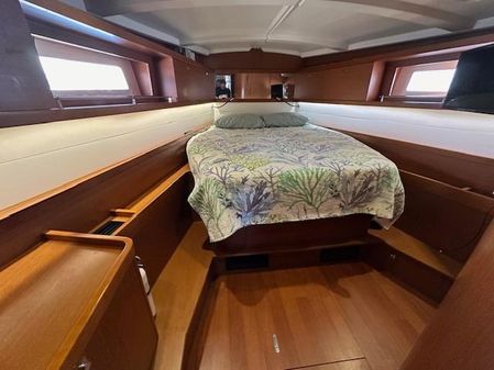 Beneteau Oceanis 45 image