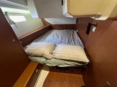 Beneteau Oceanis 45 image