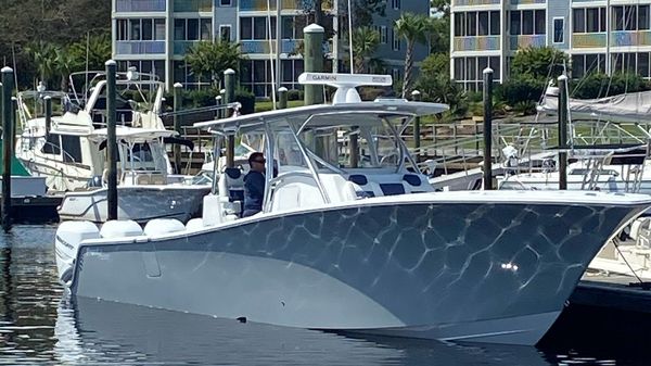 Front Runner 39 Center Console