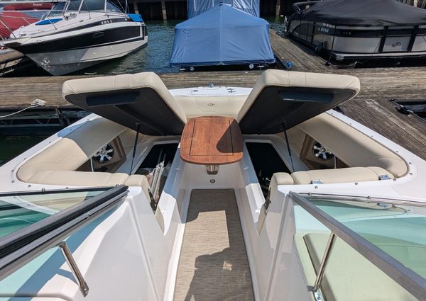 Regal 26 FasDeck image