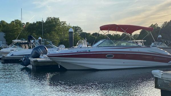 Crownline 252 EX