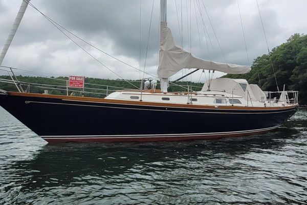 Hinckley SOU-WESTER-42-K-CB-SLOOP - main image