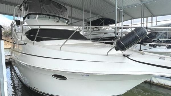 Silverton 39 Motor Yacht