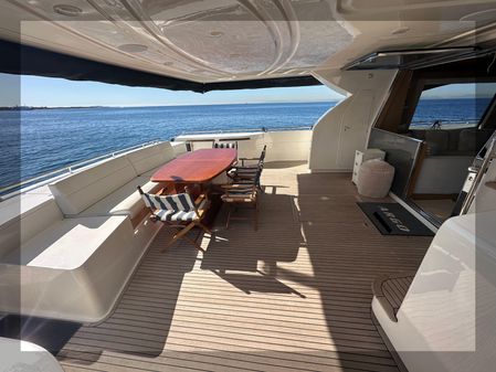 Ferretti Yachts 780 image