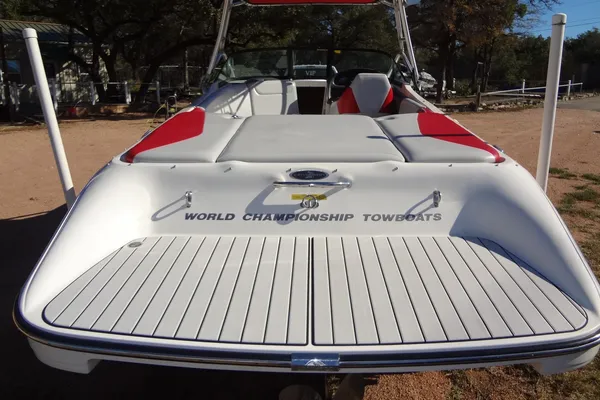 Ski Centurion Tsunami image