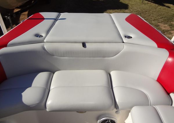 Ski Centurion Tsunami image