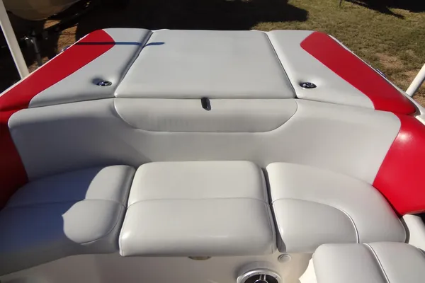 Ski Centurion Tsunami image