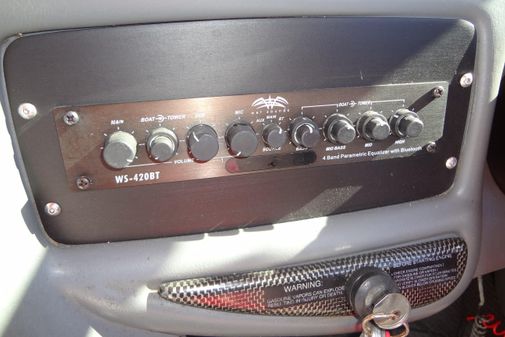 Ski Centurion Tsunami image